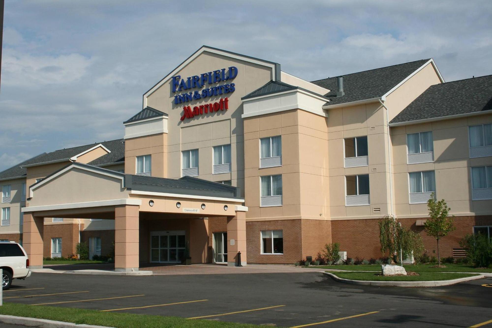 Fairfield Inn & Suites By Marriott Sault Ste. Marie Exterior photo